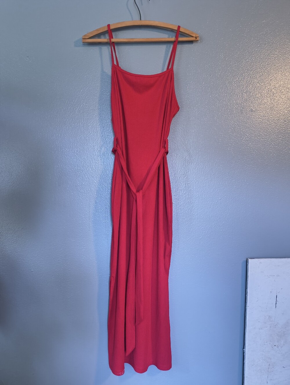 Elegant Red Midi Dress